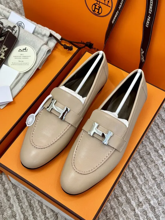 Hermes Shoe 